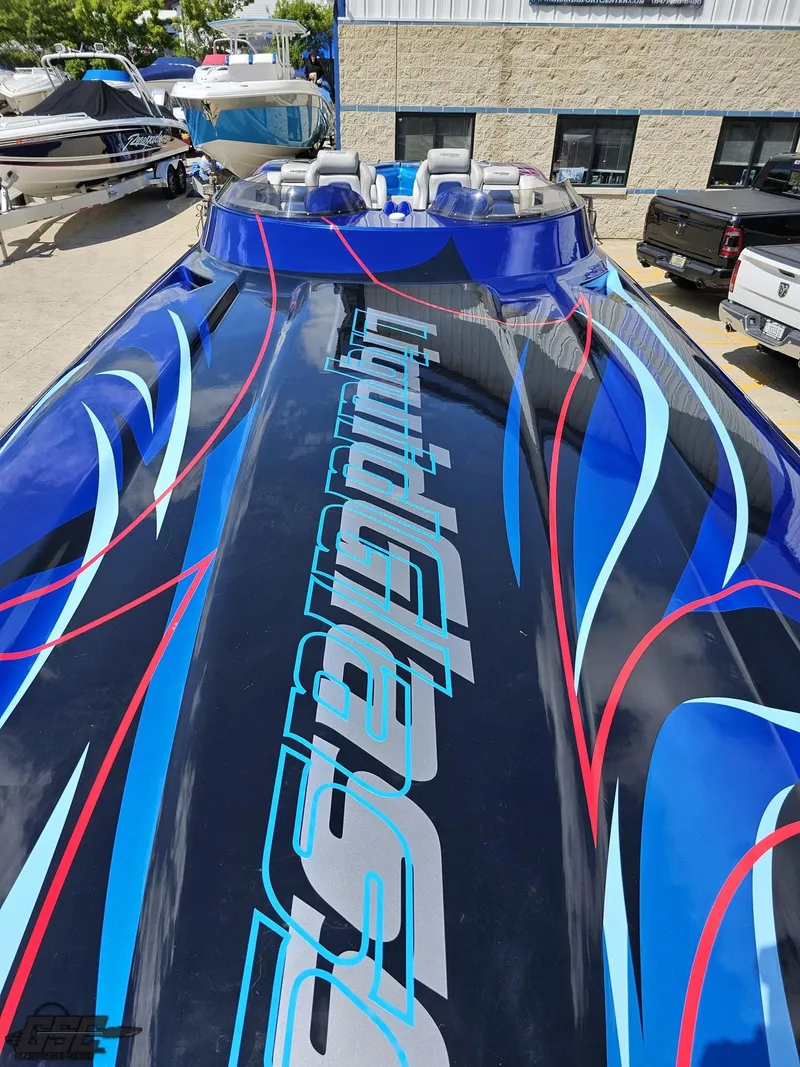 Slide: The Image of Catamaran Liquid Glass 41 2011 - 97