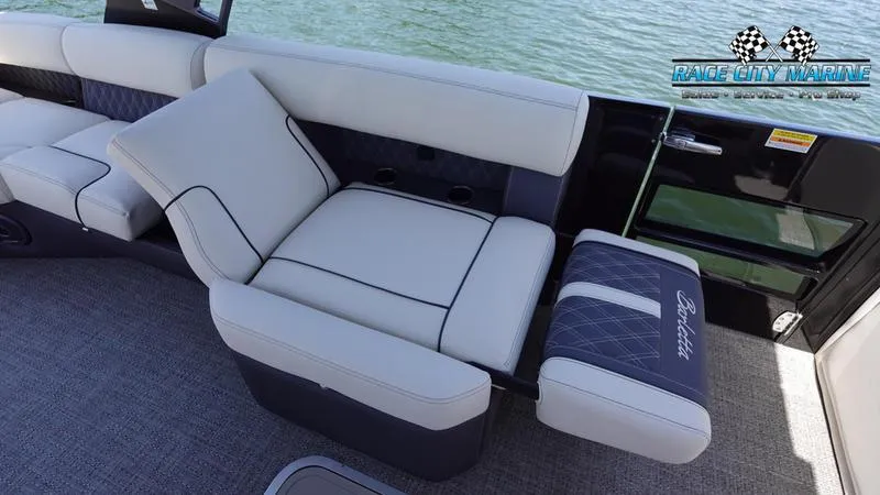 Slide: The Image of Barletta R26MA - 12