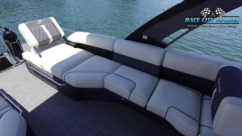 Slide: The Image of Barletta R26MA - 17