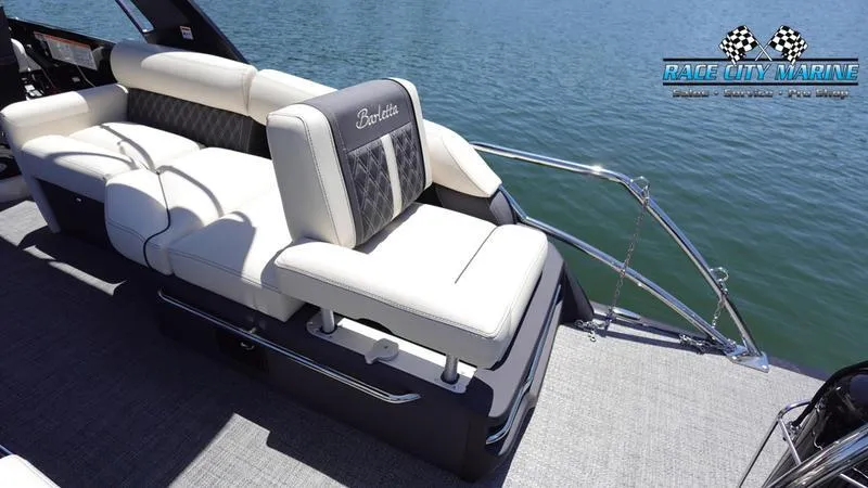 Slide: The Image of Barletta R26MA - 41