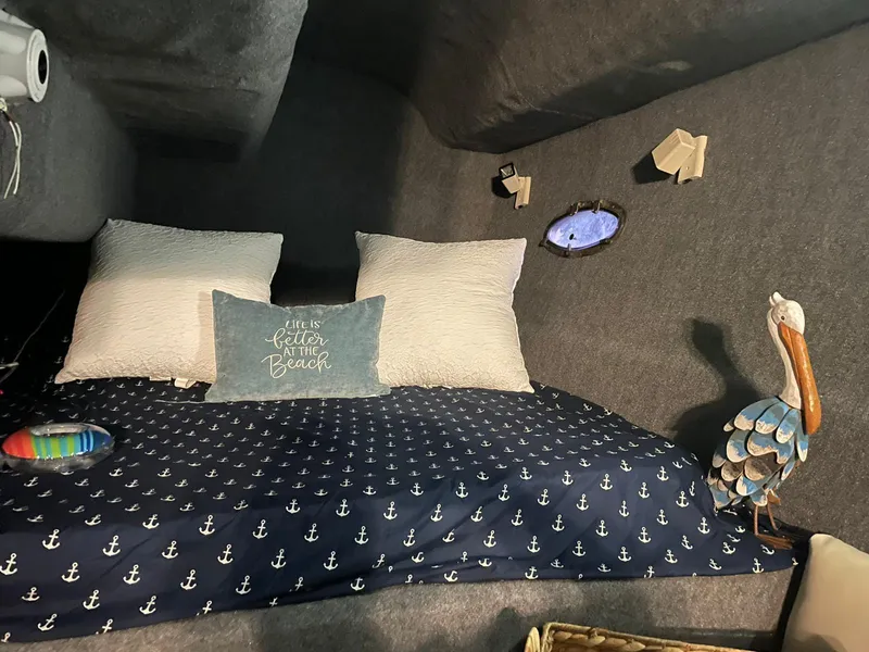 Slide: The Image of Cooper Caribbean 52 2002 - 13