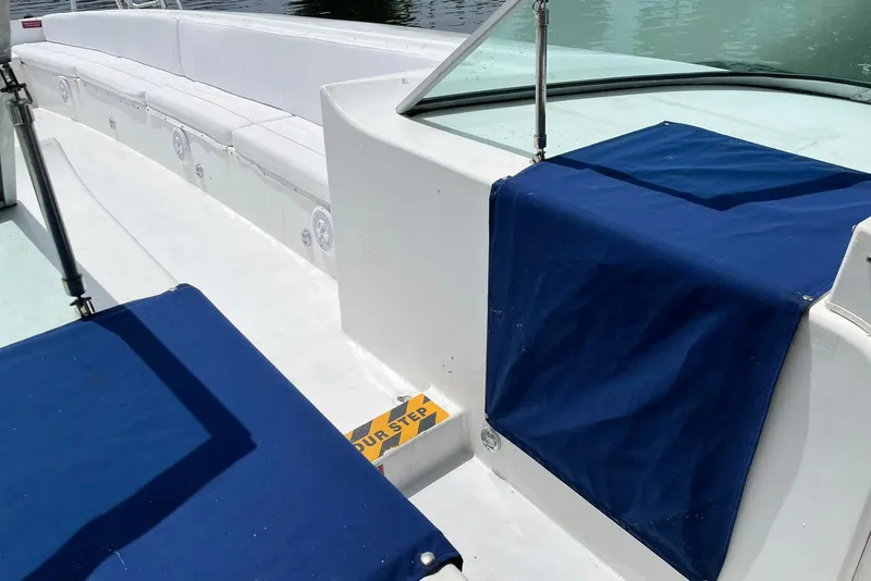 Slide: The Image of Cooper Caribbean 52 2002 - 6