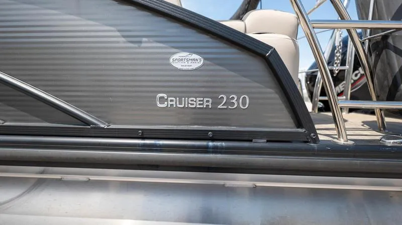 Slide: The Image of 2022 Harris CRUISER 230 SLDH pontoon boat side view. - 7