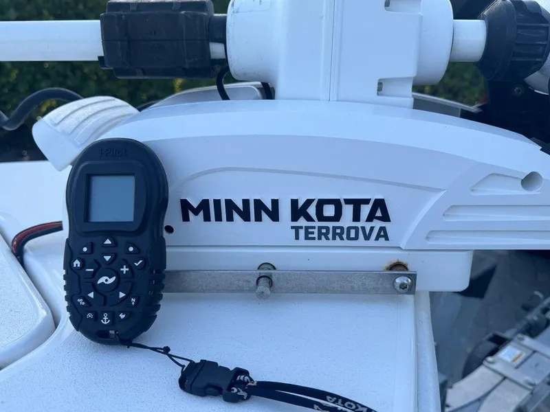 Slide: The Image of Minn Kota Terrova trolling motor on a 2022 Blacktip Boatworks 18 Flats. - 8