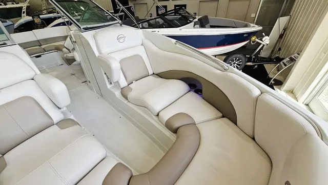 Slide: The Image of Crownline Boats 255 SS 2014 - 17