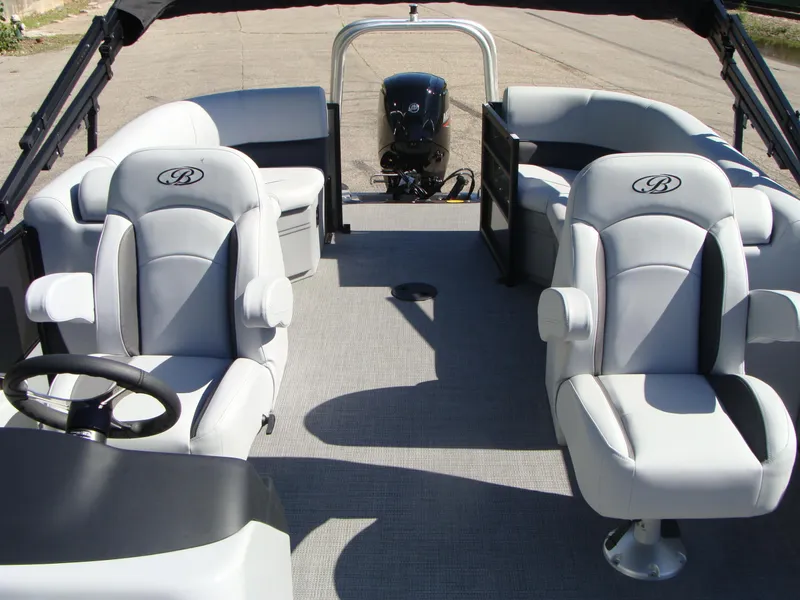 Slide: The Image of Bentley Pontoons 220 Legacy 2024 - 5