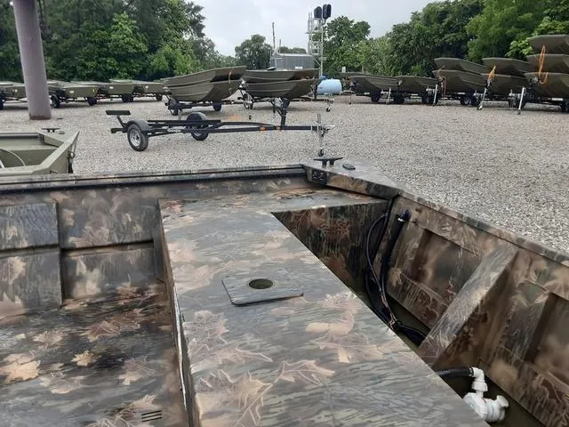 Slide: The Image of Lowe RX1660 2024 - 5