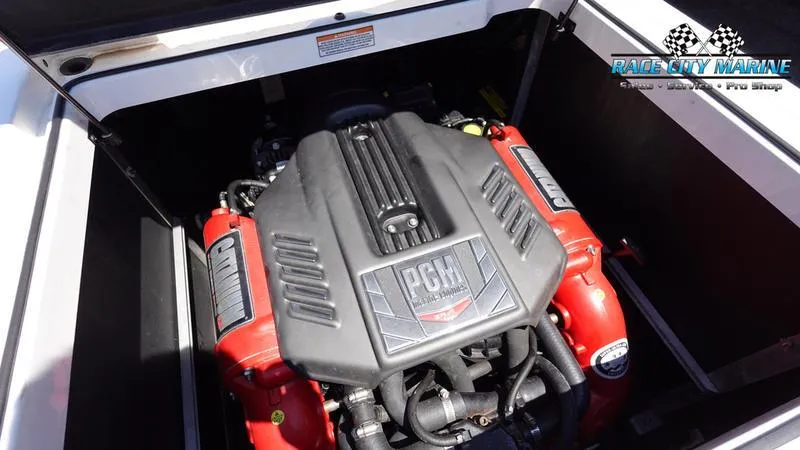 Slide: The Image of Super Air Nautique GS24 - 11