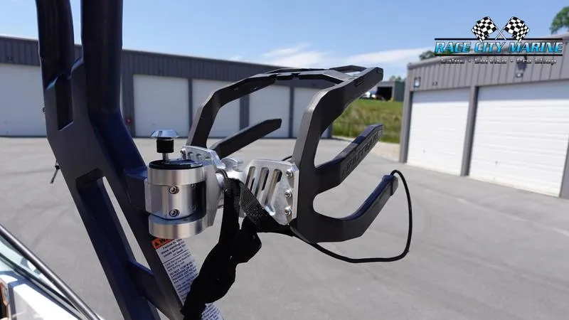 Slide: The Image of Super Air Nautique GS24 - 19