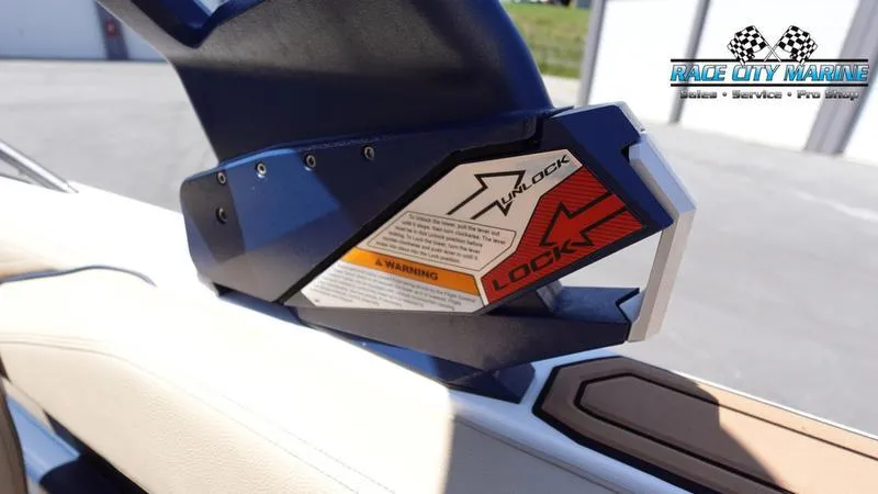 Slide: The Image of Super Air Nautique GS24 - 25