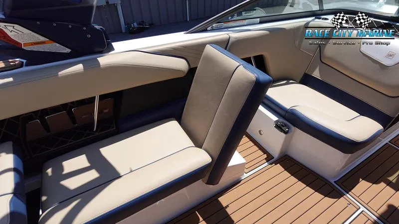 Slide: The Image of Super Air Nautique GS24 - 29