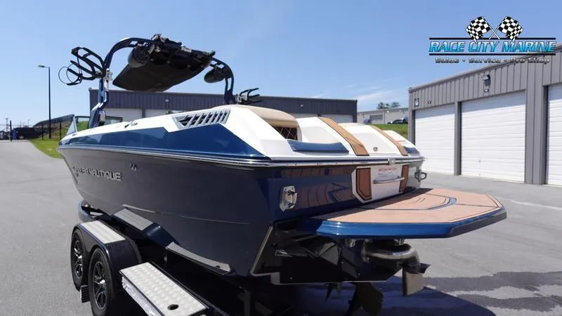 Slide: The Image of Super Air Nautique GS24 - 3