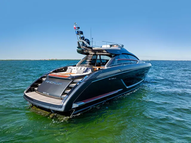 Slide: The Image of Riva 66' Ribelle 2020 - 85
