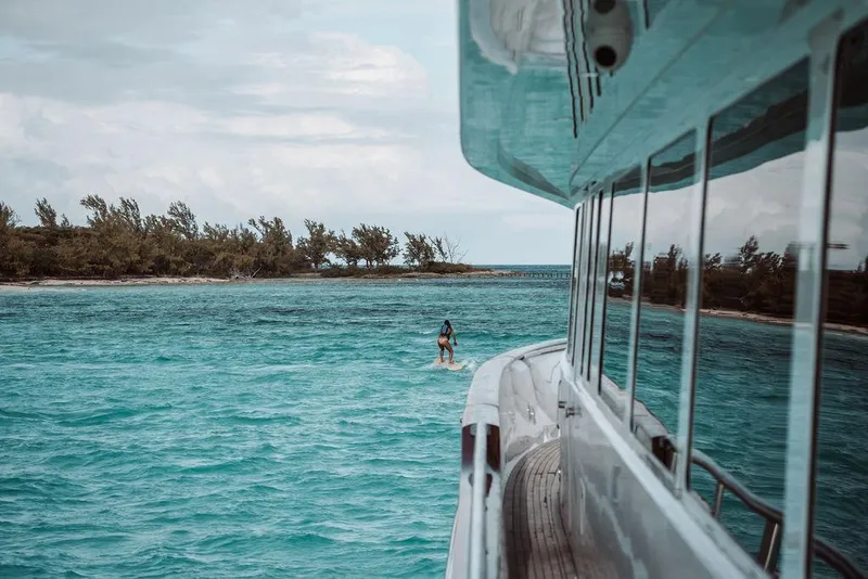 Slide: The Image of Hargrave Motor Yacht 2006 - 123