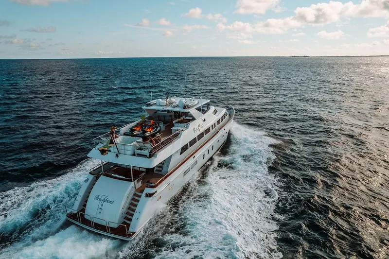 Slide: The Image of Hargrave 2006 Motor Yacht cruising on open sea under a clear sky. - 3