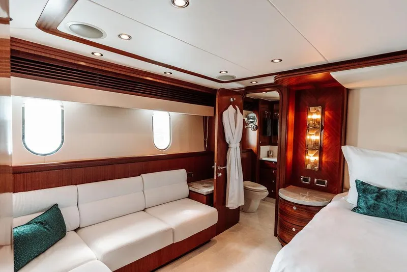 Slide: The Image of Hargrave Motor Yacht 2006 - 51