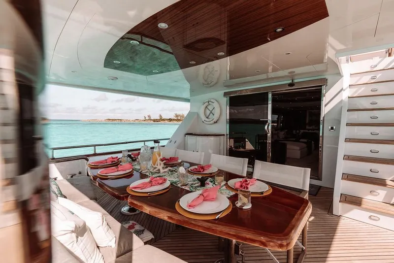 Slide: The Image of Hargrave Motor Yacht 2006 - 76
