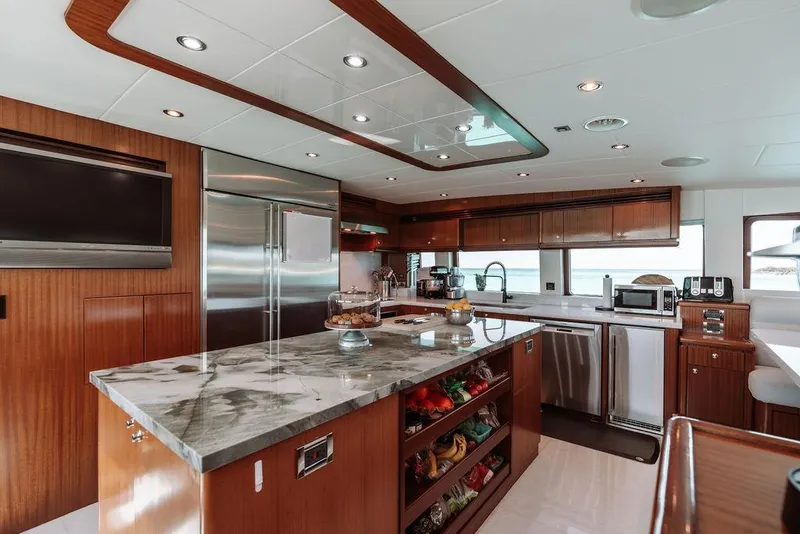 Slide: The Image of Hargrave Motor Yacht 2006 - 80
