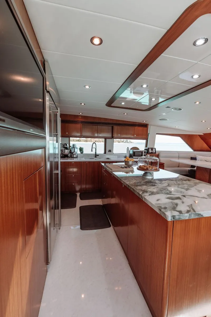 Slide: The Image of Hargrave Motor Yacht 2006 - 85