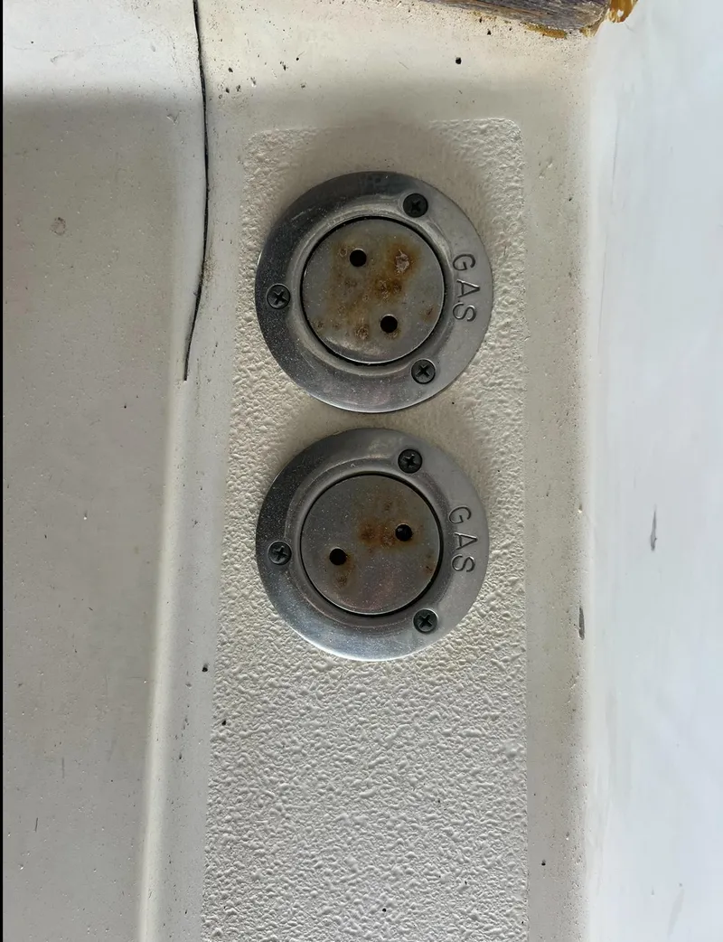 Slide: The Image of Trojan F-32 1979 - 10