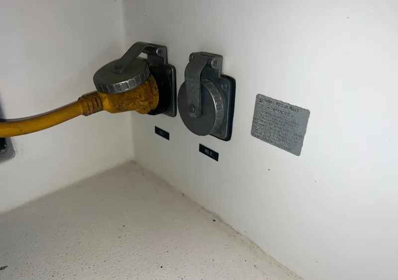 Slide: The Image of Trojan F-32 1979 - 18