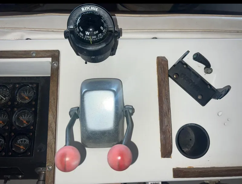 Slide: The Image of Trojan F-32 1979 - 24