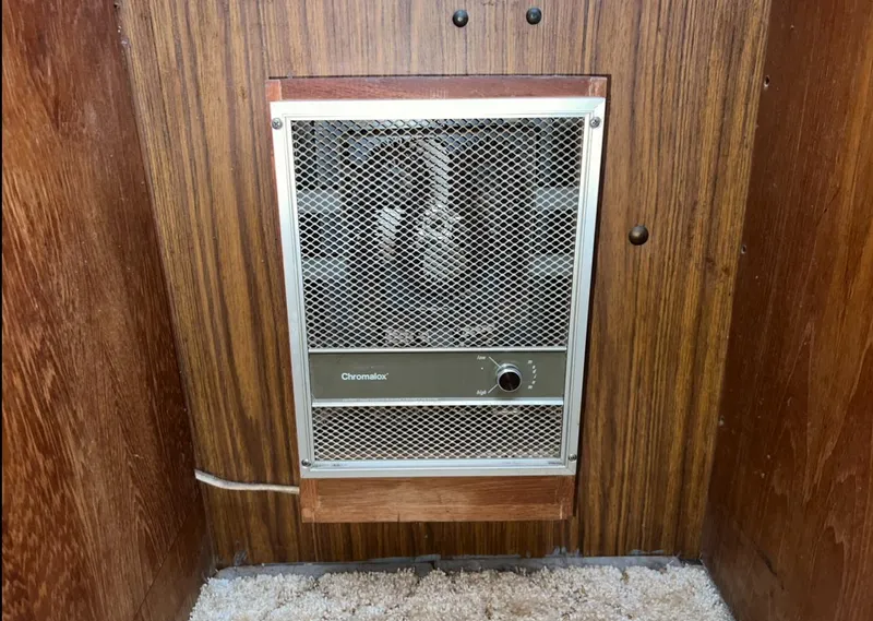 Slide: The Image of Trojan F-32 1979 - 57