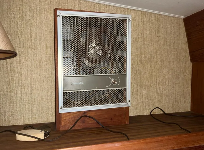 Slide: The Image of Trojan F-32 1979 - 78