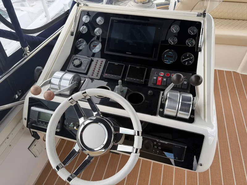 Slide: The Image of Sunseeker Manhattan 62 1998 - 10