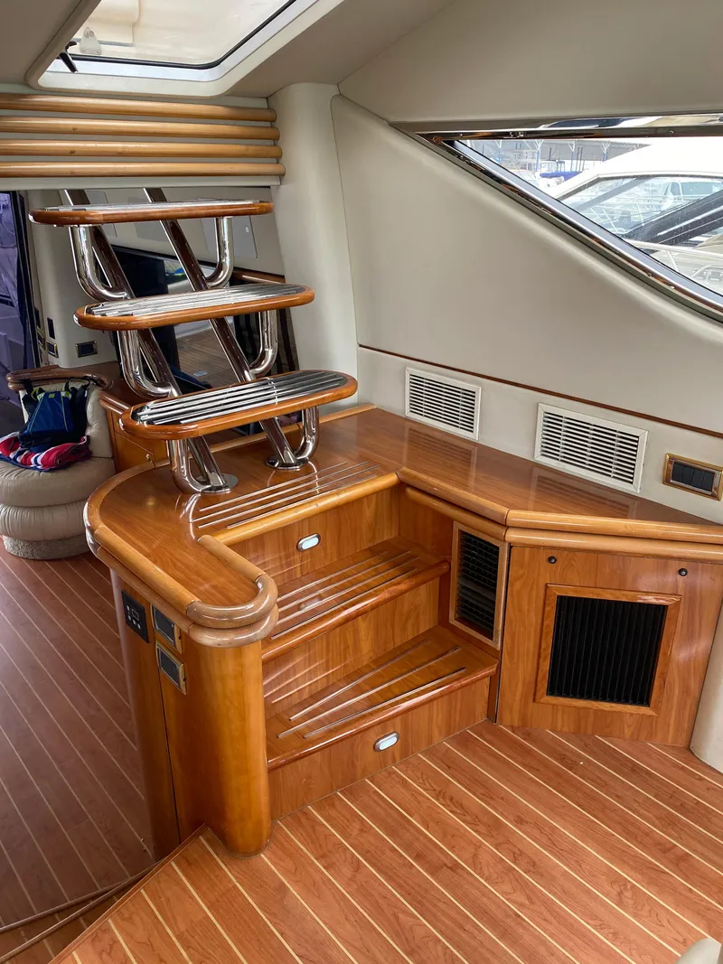 Slide: The Image of 1998 Sunseeker 62 Manhattan - 25