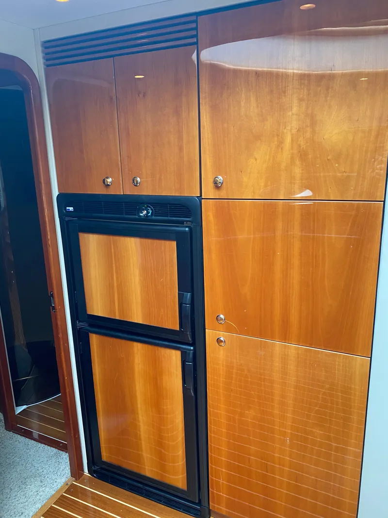 Slide: The Image of Sunseeker Manhattan 62 1998 - 29