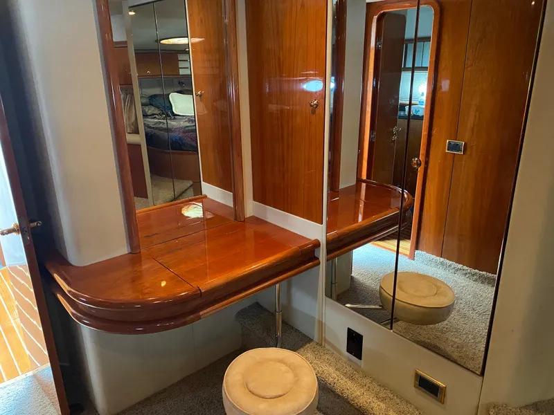 Slide: The Image of 1998 Sunseeker 62 Manhattan - 37