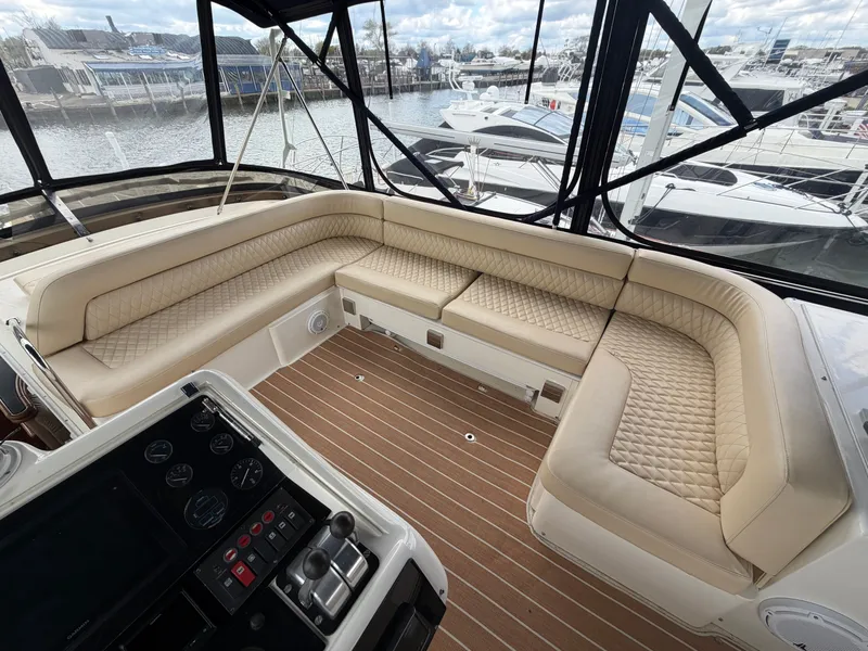 Slide: The Image of Sunseeker Manhattan 62 1998 - 8