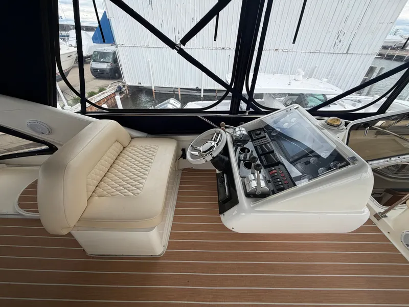Slide: The Image of Sunseeker Manhattan 62 1998 - 9