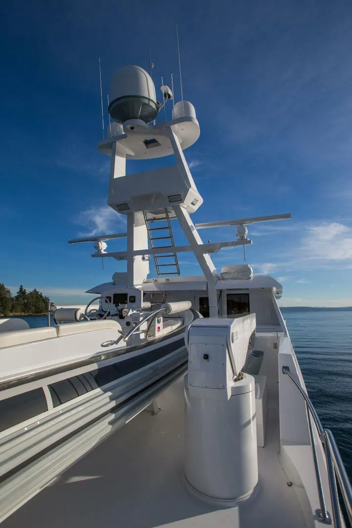 Slide: The Image of 2019 Nordlund Expedition Yachtfisher upper deck with radar and navigation equipment. - 22