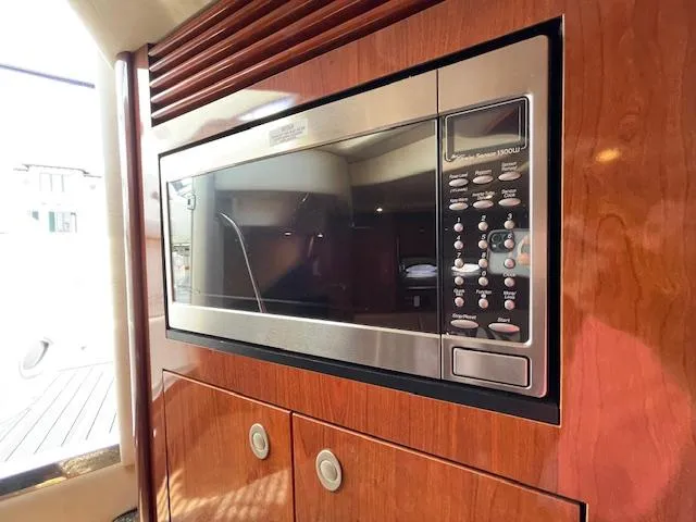 Slide: The Image of Sea Ray 390 Sundancer 2005 - 55