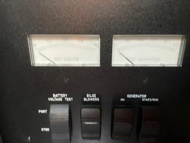 Slide: The Image of Sea Ray 390 Sundancer 2005 - 58