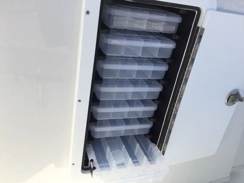 Slide: The Image of Pair Customs 24DV CENTER CONSOLE 2024 - 12