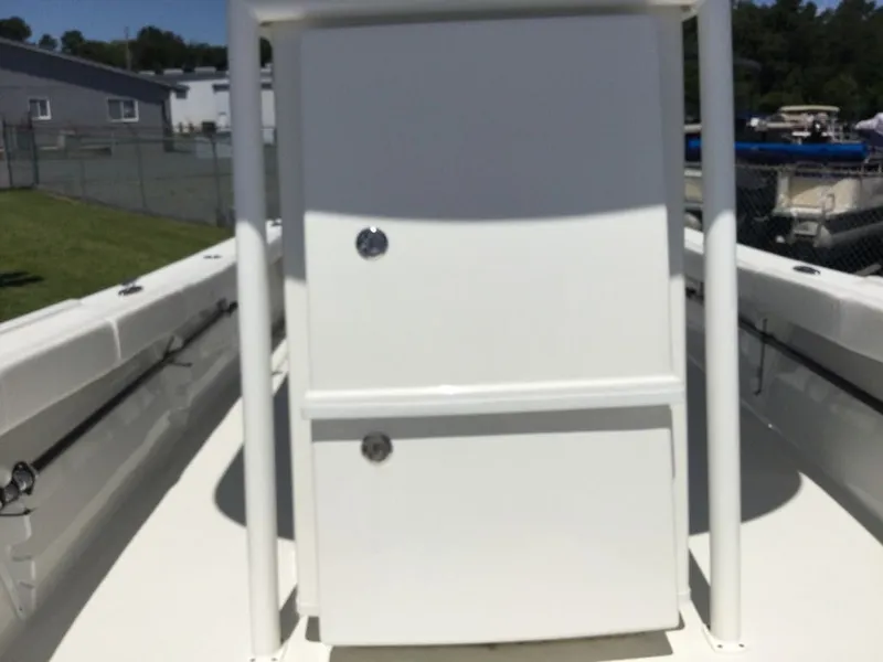 Slide: The Image of Pair Customs 24DV CENTER CONSOLE 2024 - 24