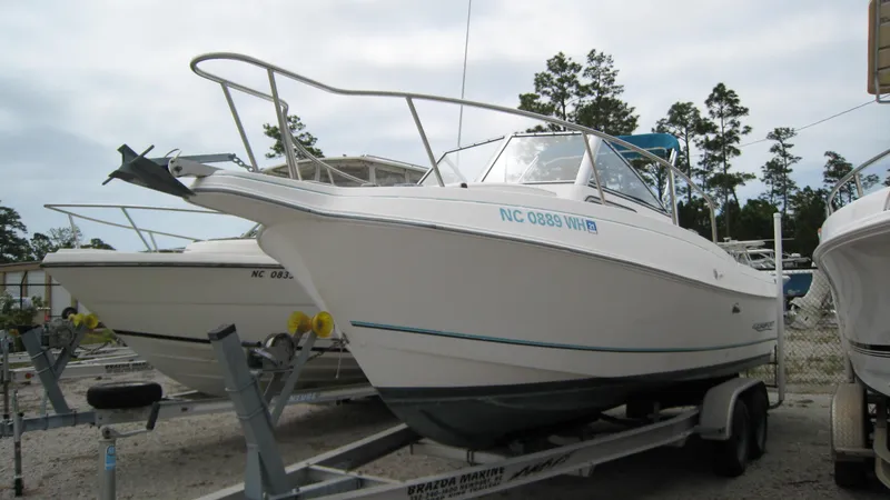 Slide: The Image of Aquasport 225 EXPLORER/ w/2020 DF200ATX2 SUZUKI FOURSTROKE 1999 - 2