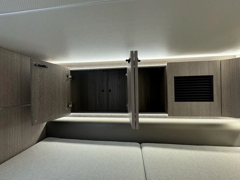 Slide: The Image of Image 73 - 73