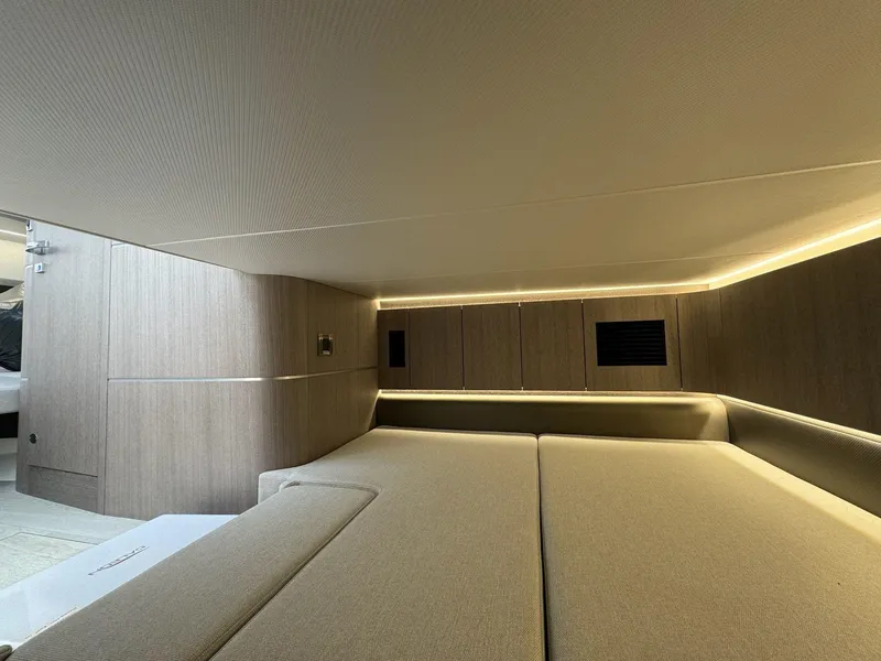 Slide: The Image of Image 83 - 83