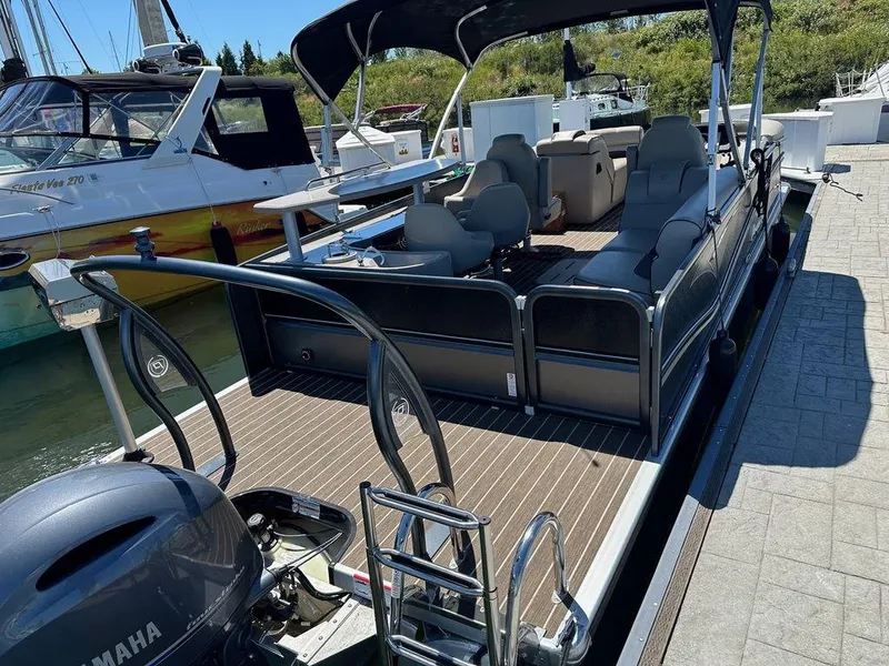 Slide: The Image of Premier Solaris RF 230 DL 2022 - 12