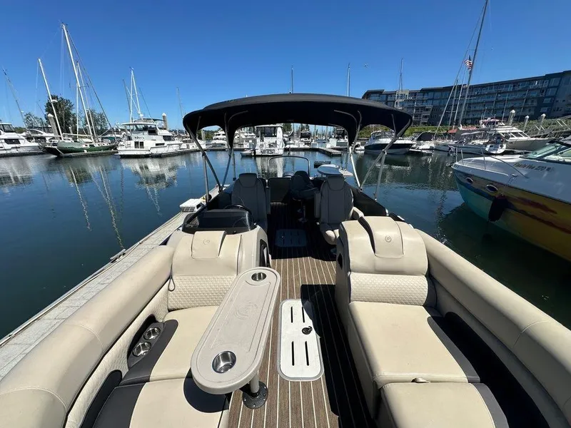 Slide: The Image of Premier Solaris RF 230 DL 2022 - 2