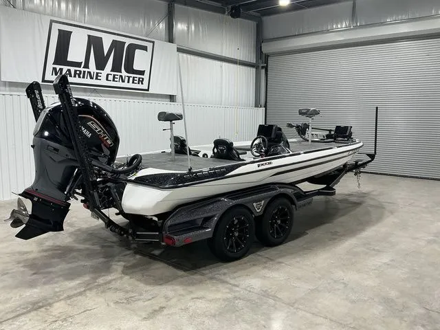 Slide: The Image of Skeeter FXR20 Limited 2024 - 3