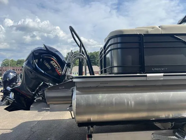 Slide: The Image of Veranda VP25RCT 2025 - 5