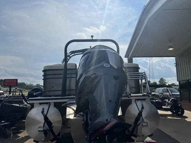 Slide: The Image of Veranda VP25RCT 2025 - 8