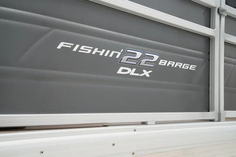 Slide: The Image of Sun Tracker Fishin' Barge 22 DLX 2024 - 18