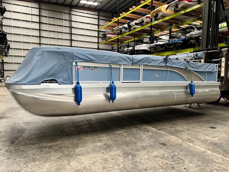 Slide: The Image of Bennington 24 SX 2016 - 0