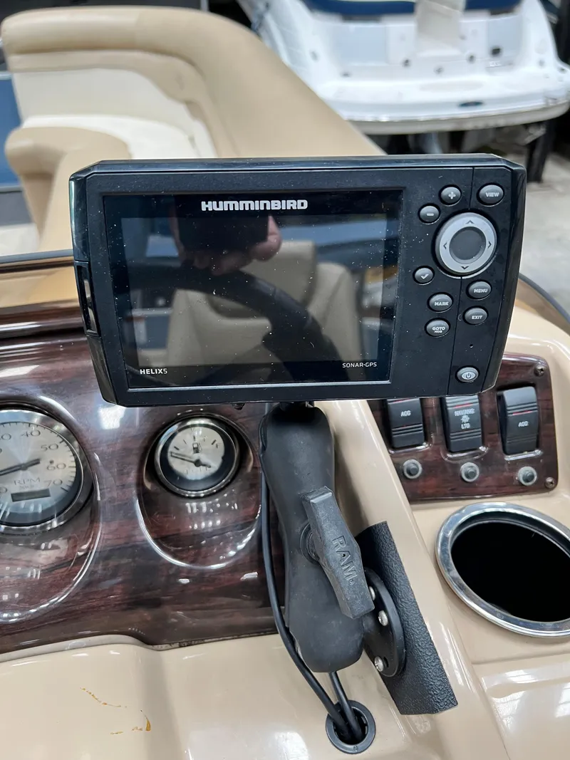 Slide: The Image of Bennington 24 SX 2016 - 4